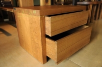 原木實木傢俱-抽屜床邊櫃